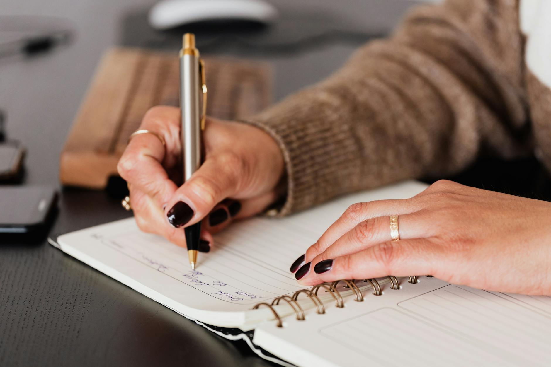 How to Organise Your Entire Life Using Just One Notebook